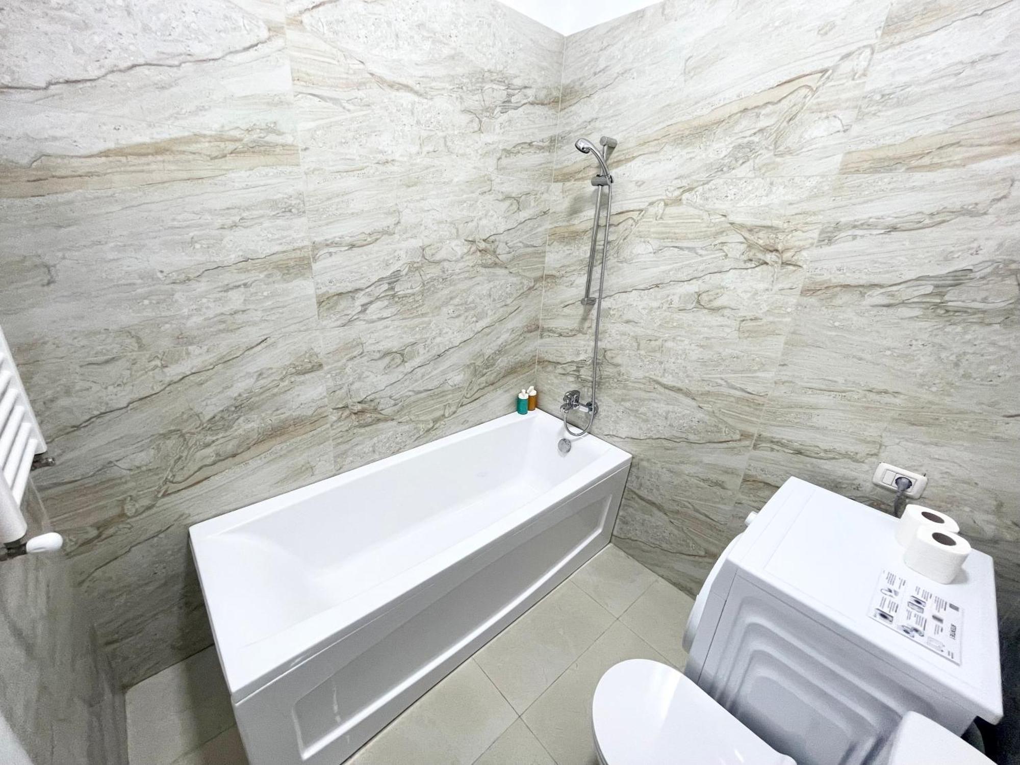 Centraladress Dd16 * Bucureşti